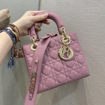 Medium Ultramatte Bag 20 Pink Patent Calfskin