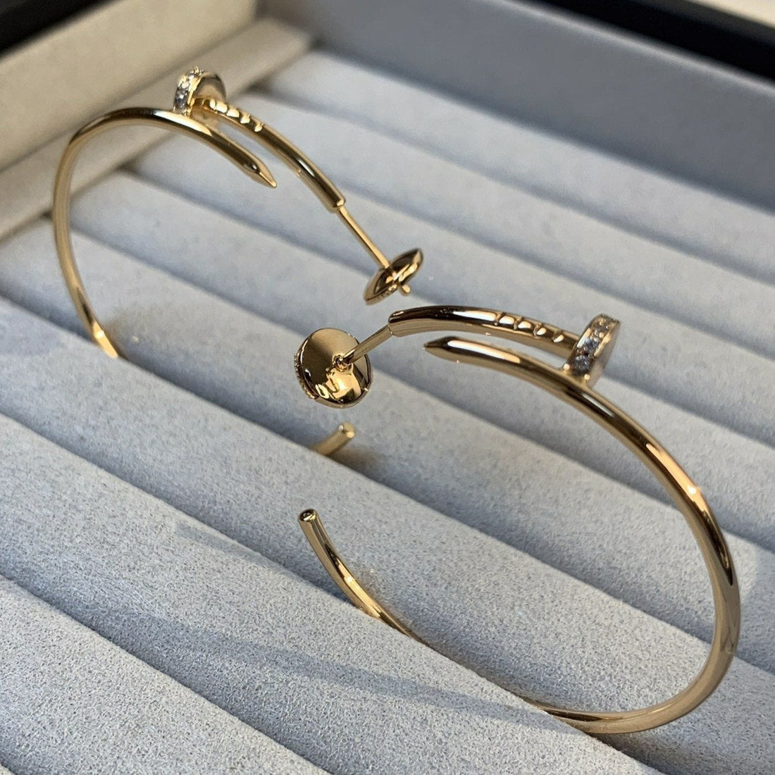 Juste Earrings Gold Diamonds 1.8mm