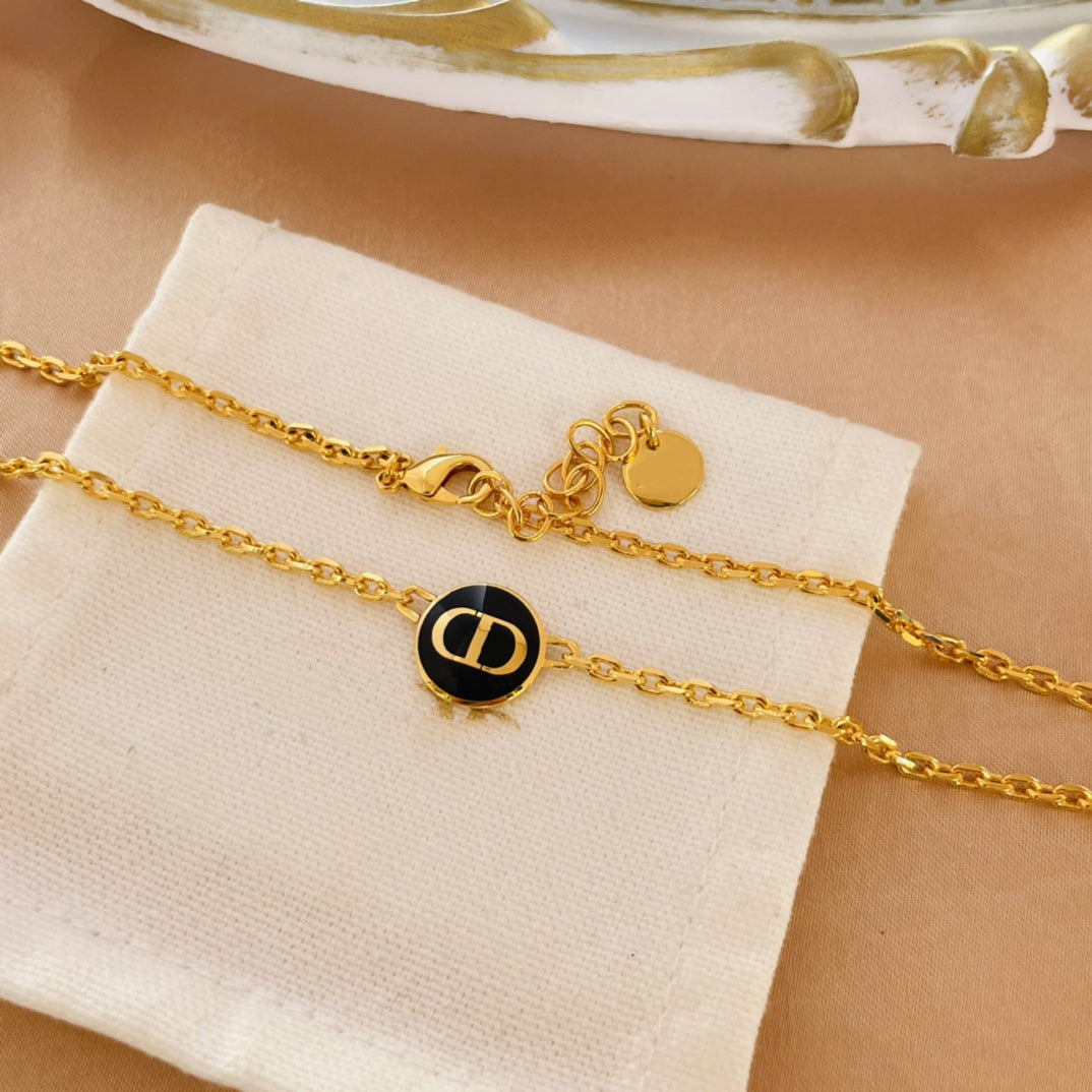 CD Pedant Necklace Gold