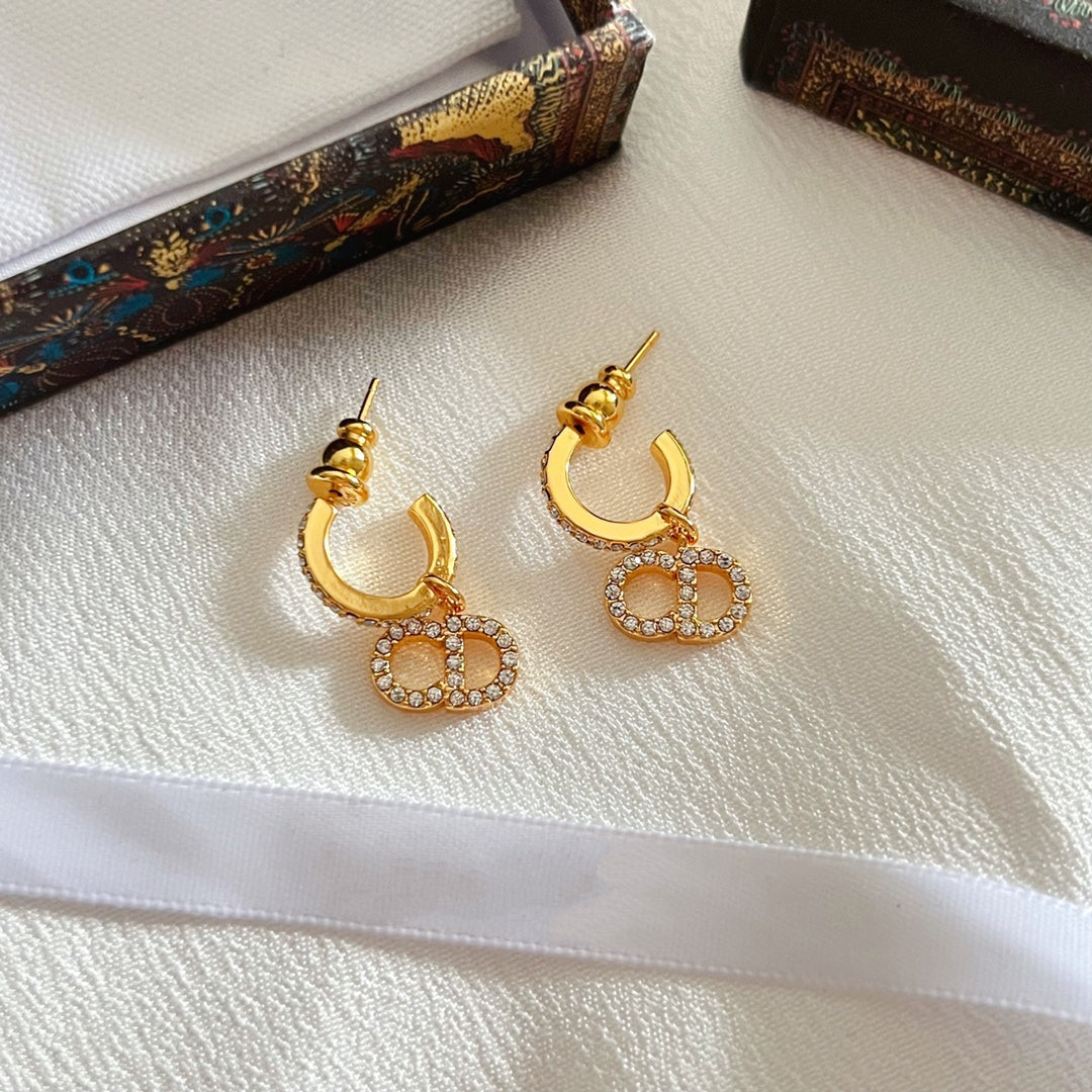 CD Drop Earrings Gold