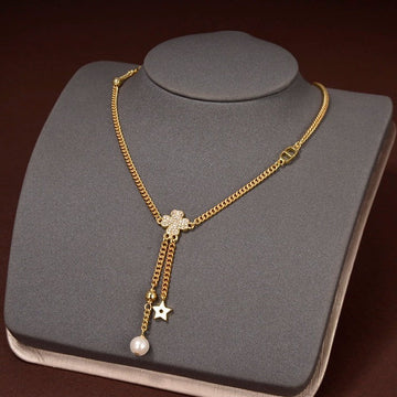 Star And Ball Gold Diamond Necklace