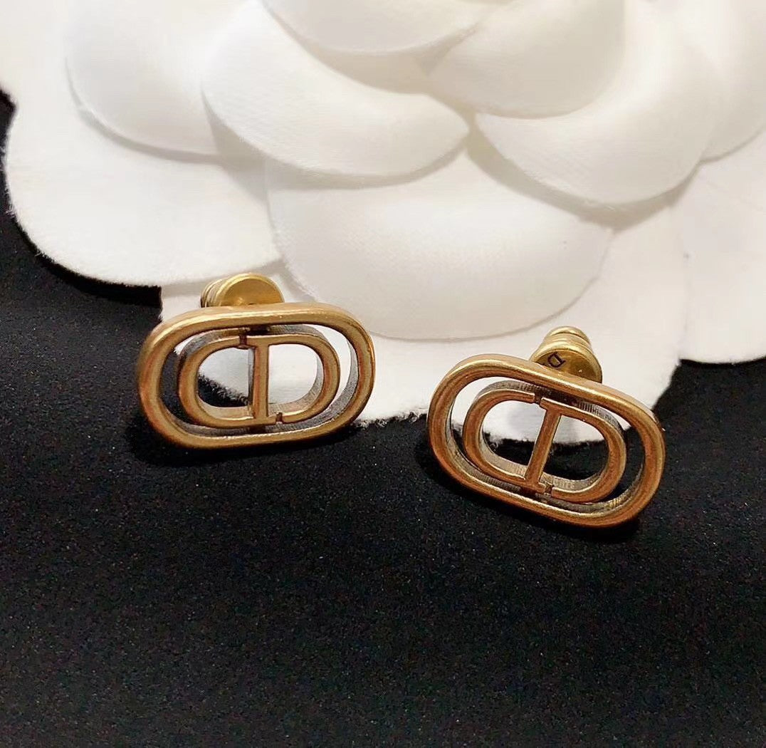 CD Stud Earrings Antique Gold