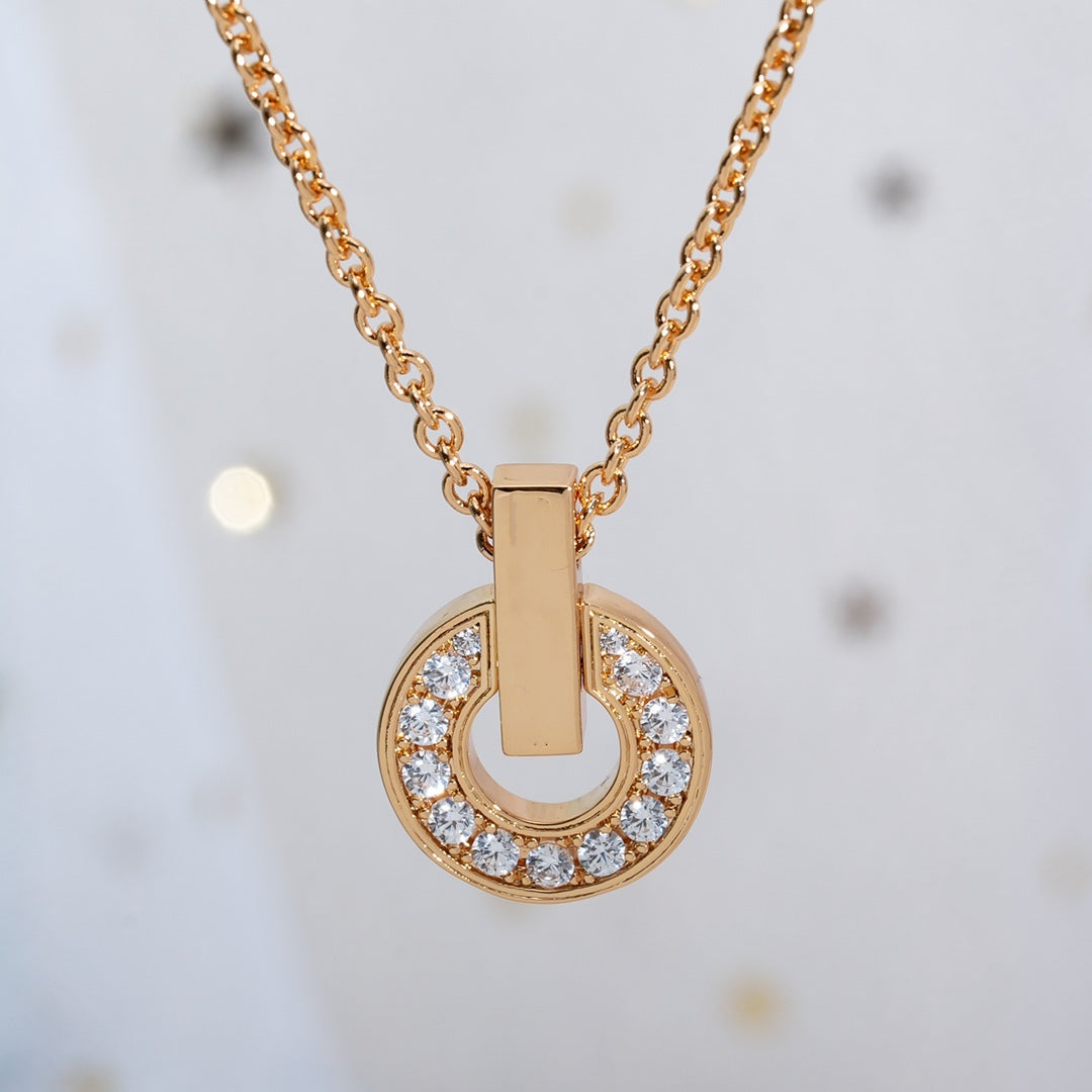 Gari Necklace Pink Gold Diamond