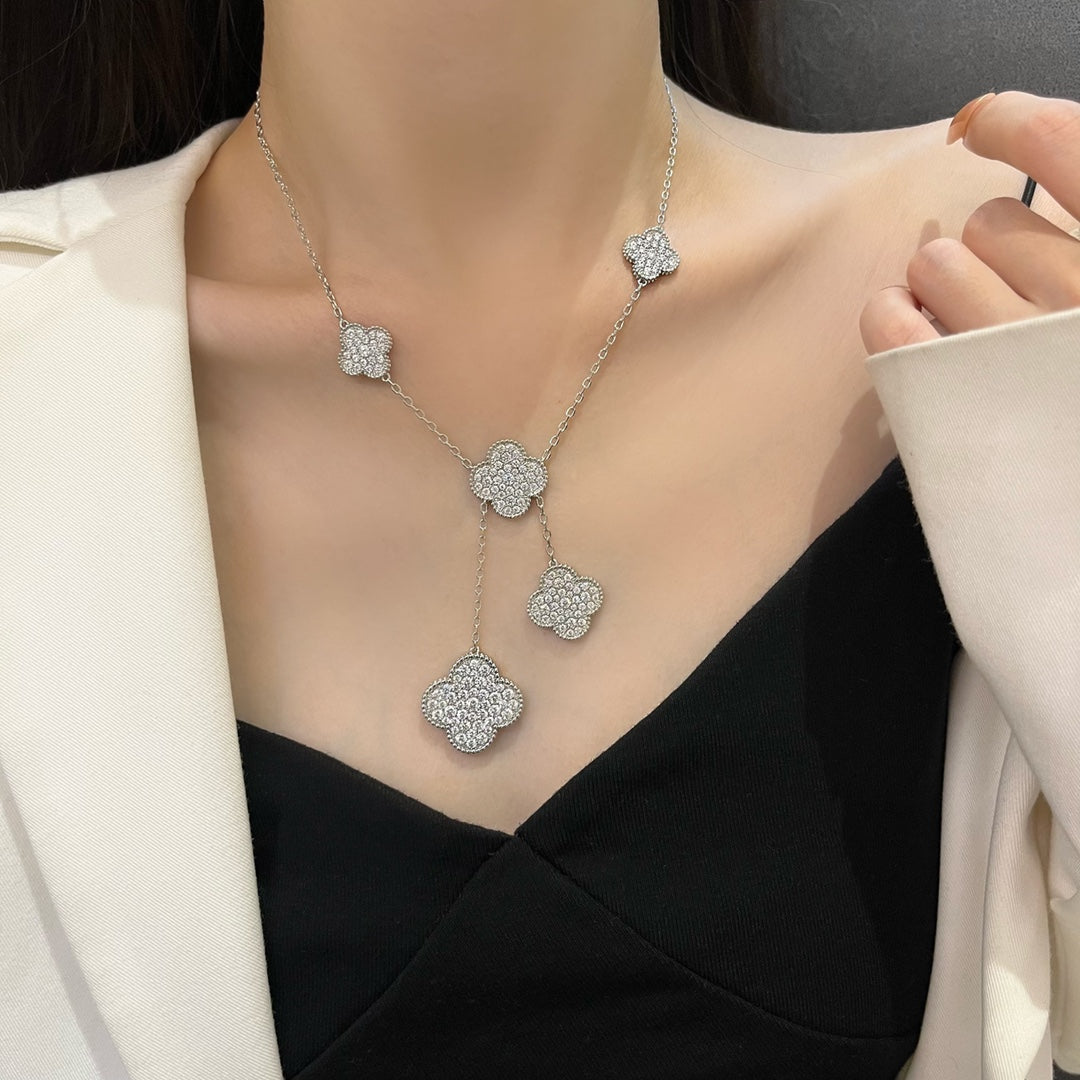Clover 5 Motifs Silver Diamonds Necklace
