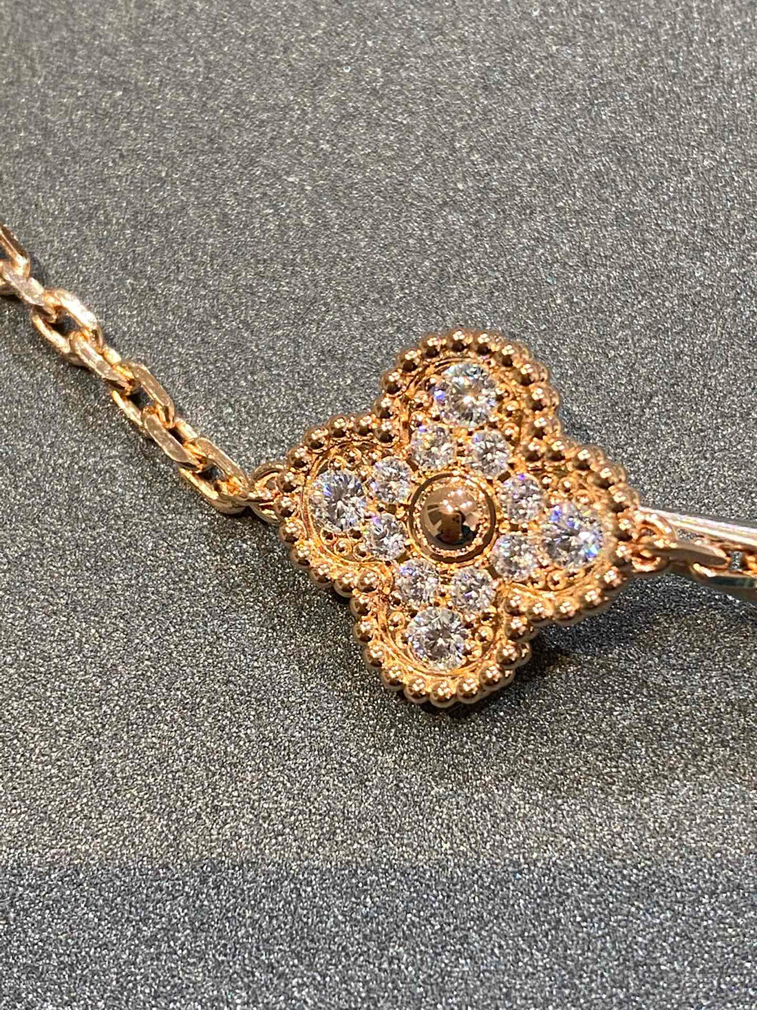 Clover 5 Motifs Pink Gold Diamond Bracelet