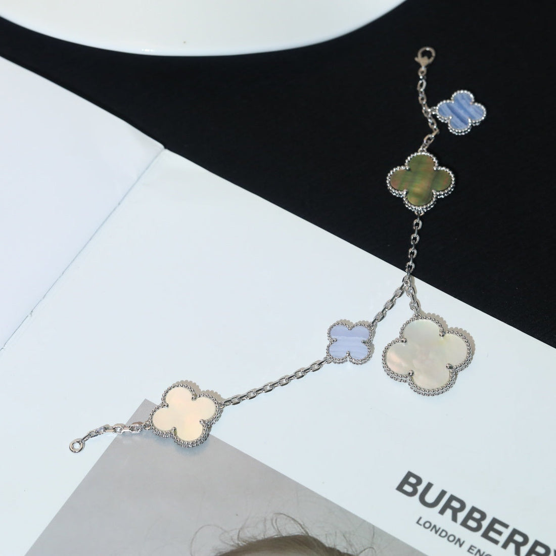 Clover Bracelet 5 Motifs Mop Chalcedony Silver