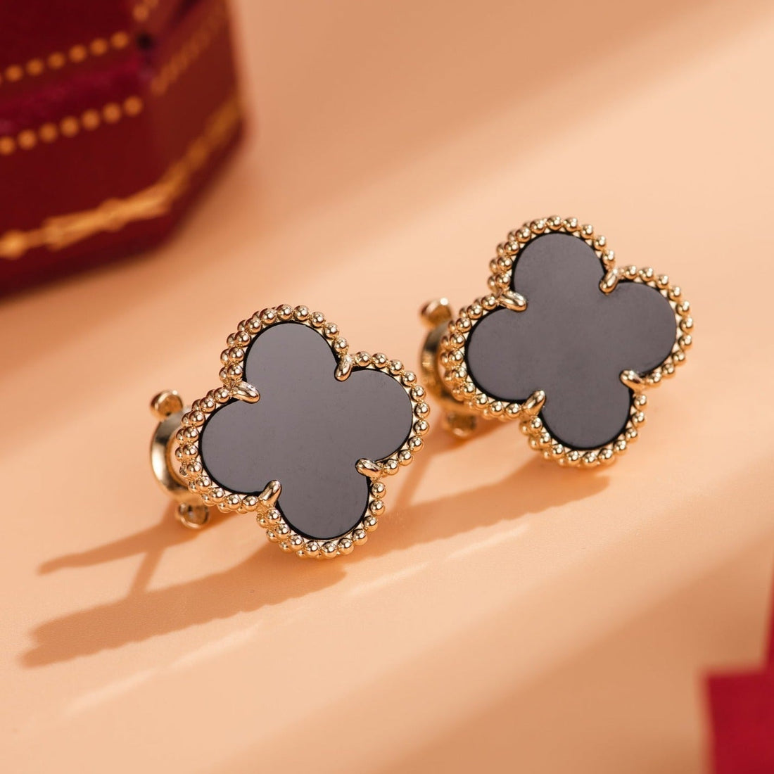 Clover Medium Onyx Pink Godl Earrings
