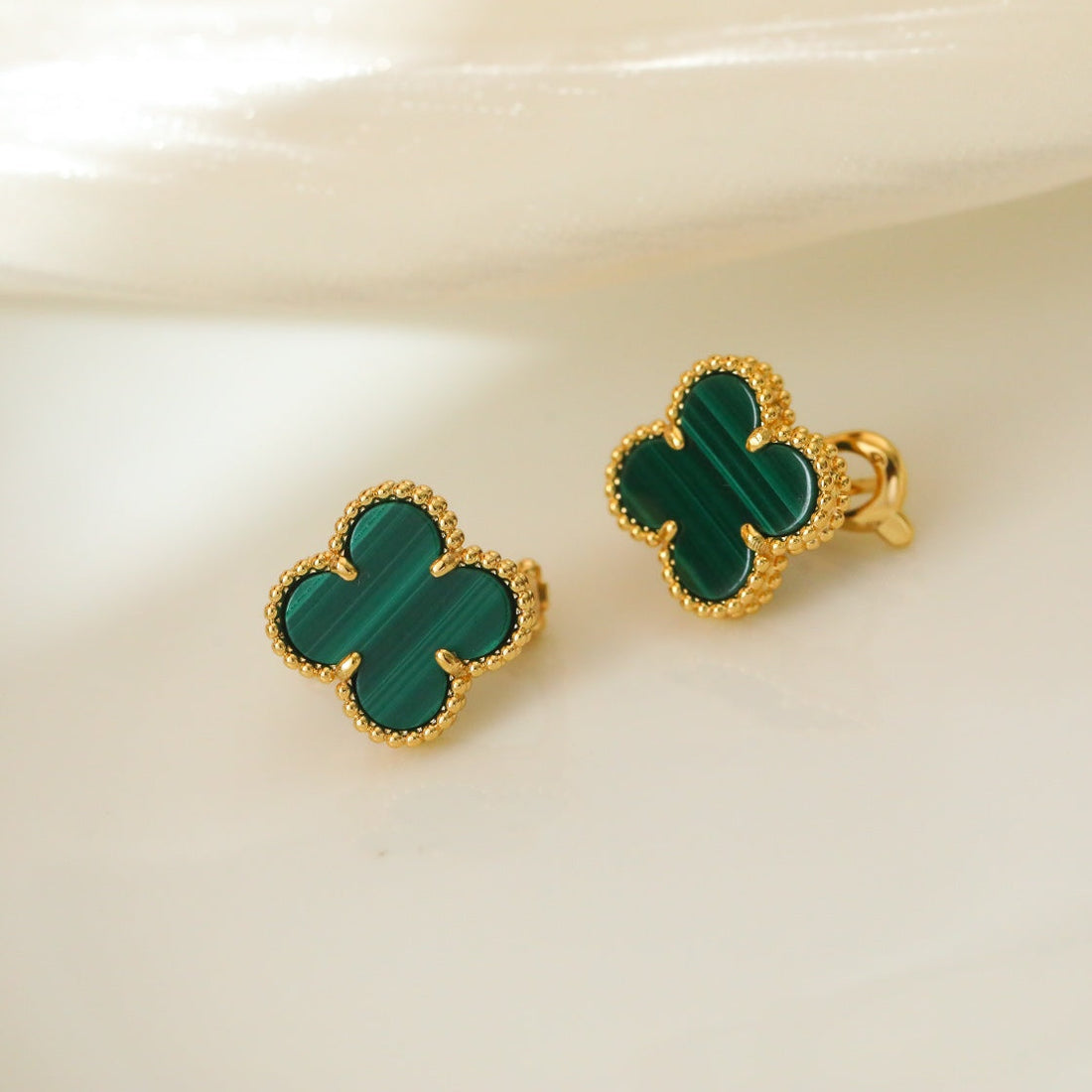 Clover Medium Gold Malachite Stud Earrings