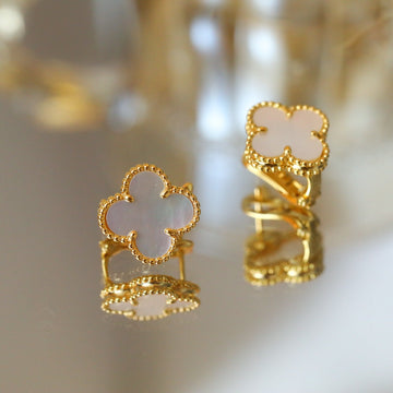 Clover Medium Gold Mop Stud Earrings