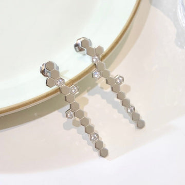 Bee My Love Diamnd Long Stud Earrings
