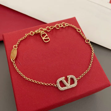 Vlogo Diamond Bracelet