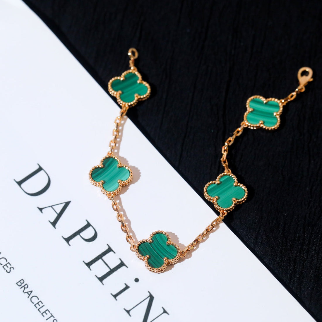 Clover 5 Motif Malachite Pink Gold Bracelet