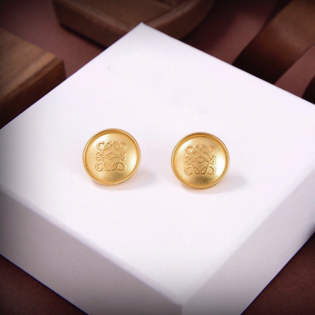 Circle Anagram Gold Stud Earrings