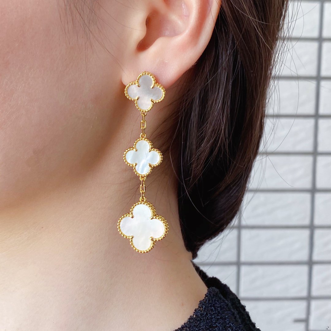 Clover Mop 3 Motifs Gold Earrings