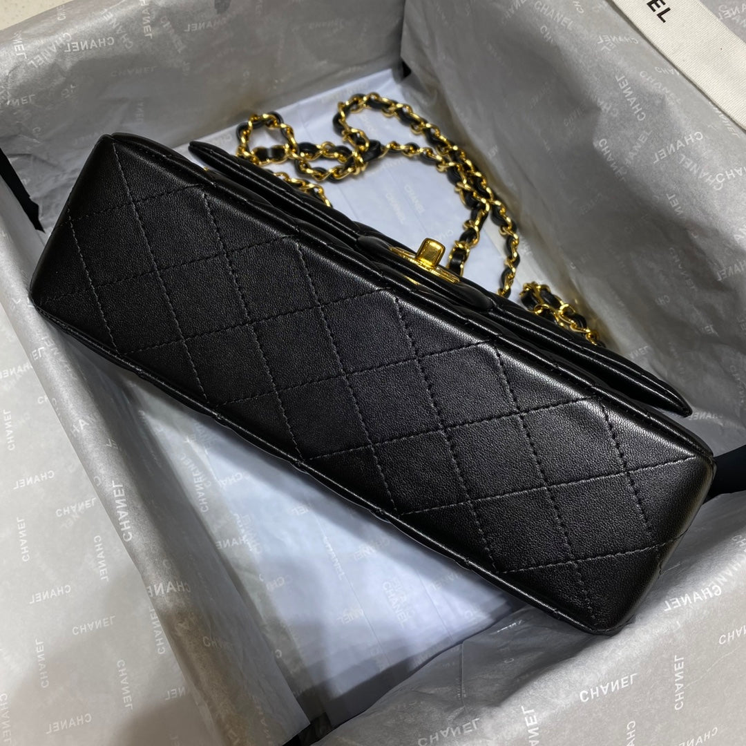 Flap Bag 23CM Black Lambskin Gold Hardware