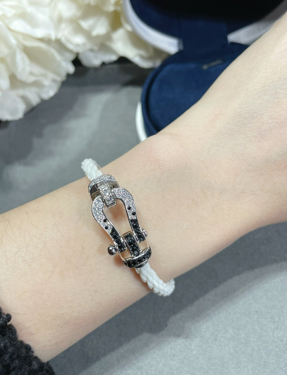 Force 10 Medium White Corderie Black White Diamond