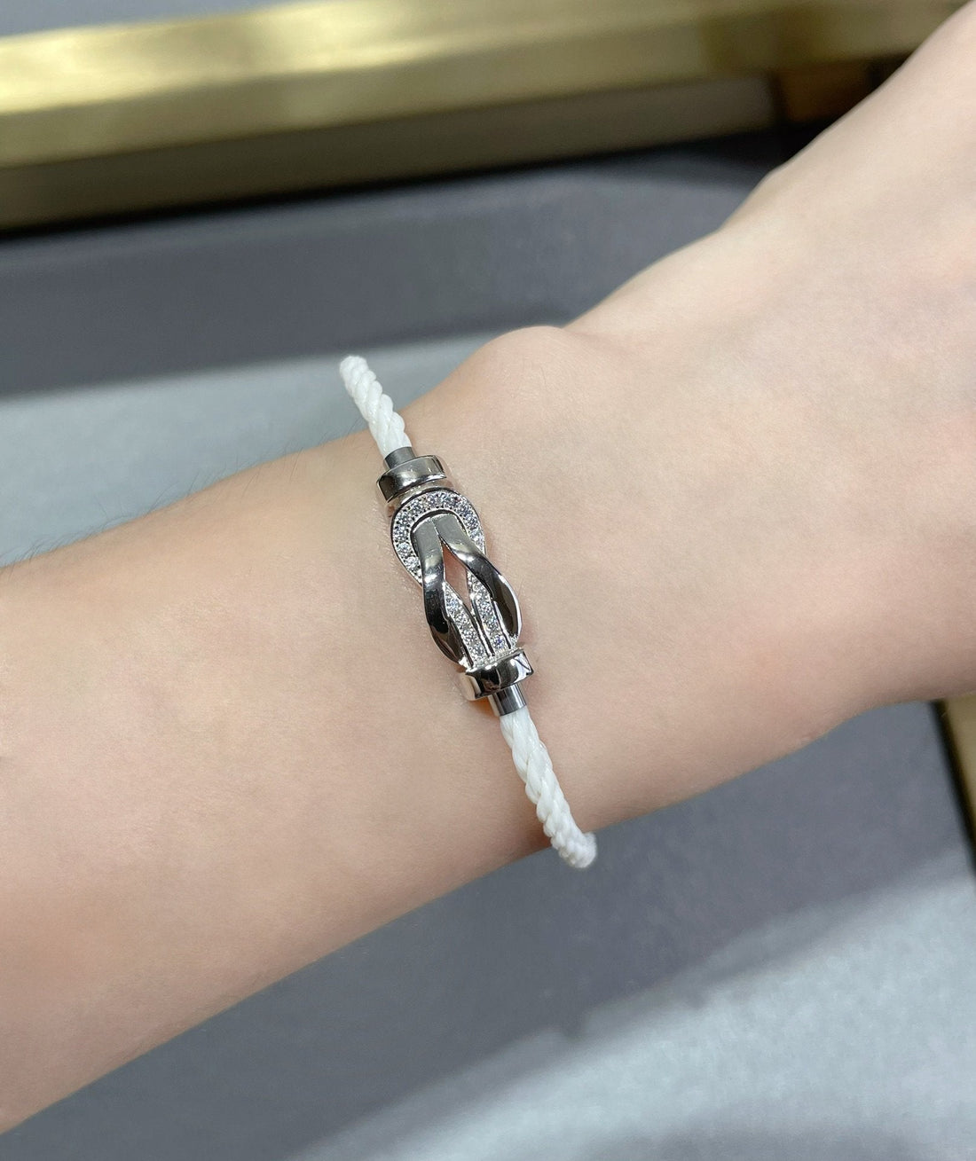 Force 10 Mini Infinie White Corderie Half Diamond