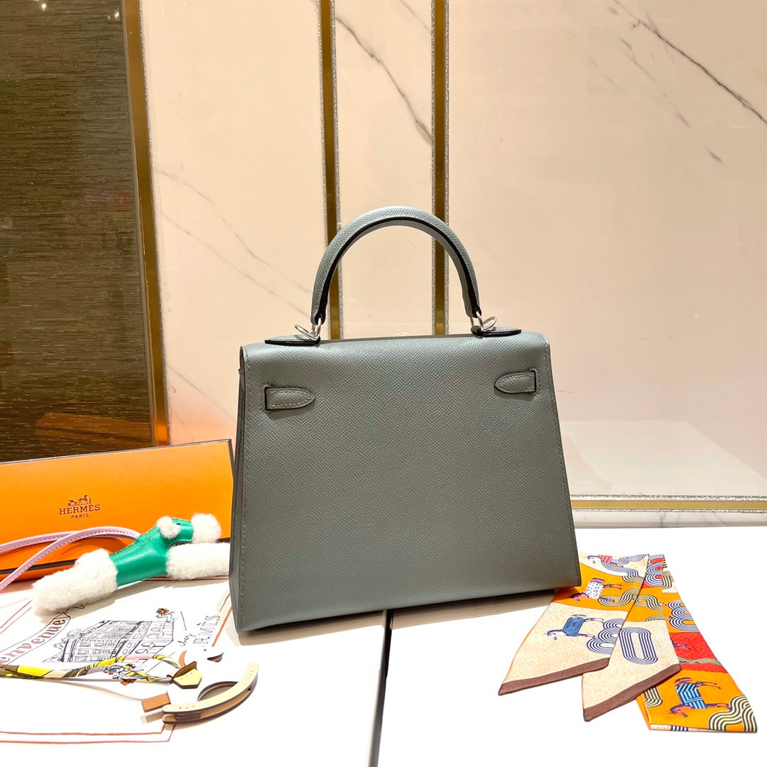 HM Kelly 25CM Gris Mouette Epsom Leather Silver Hardware