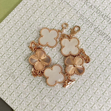 Clover Bracelet 5 Motif White Mop Pink Gold