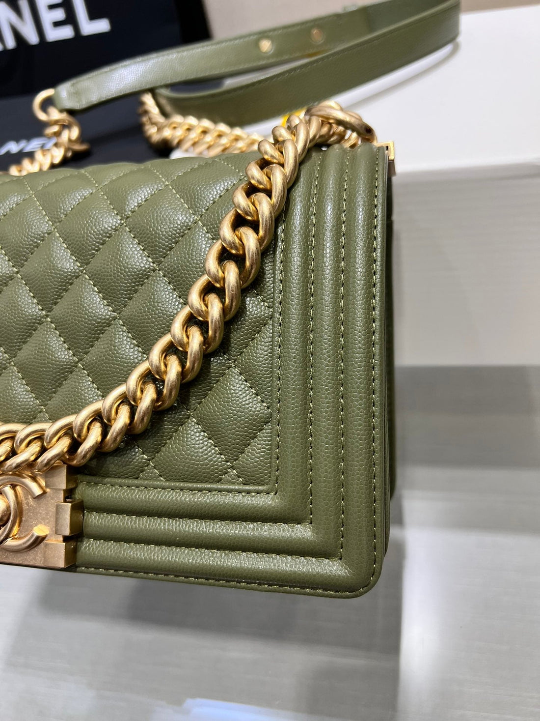 Boy Bag Medium 25 Khaki Caviar Gold Hardware