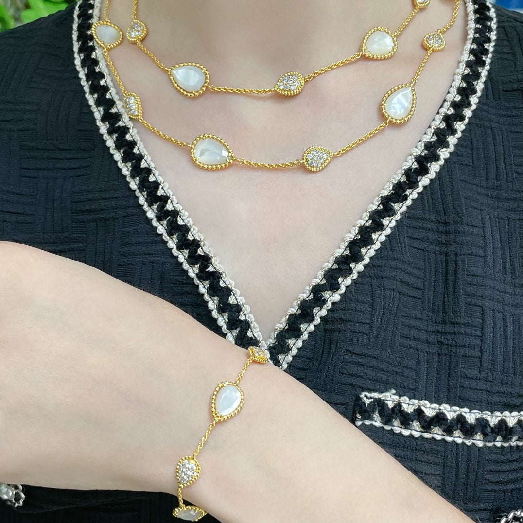 Boheme 16 Motif Mop Diamond Gold Necklace