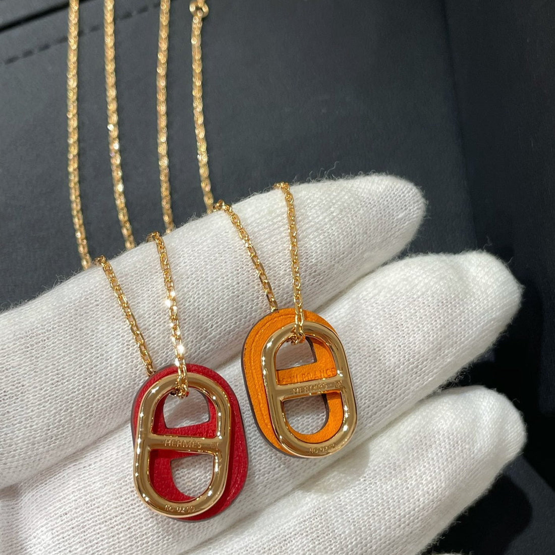 Chaine Leather Tag Pink Gold Necklace