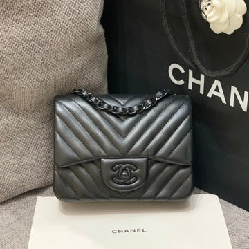 Mini Square Flap Bag 17CM Black Lambskin Chevron Black Hardware