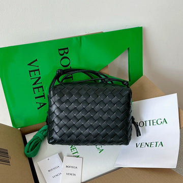 Bv Loop Small 23CM Black Calfskin
