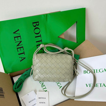 Bv Loop Mini 17CM Khaki Calfskin