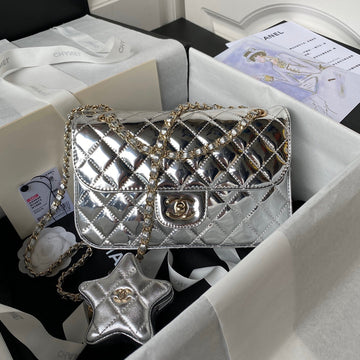 Flap Bag Medium 24CM Silver Metalic Calfskin