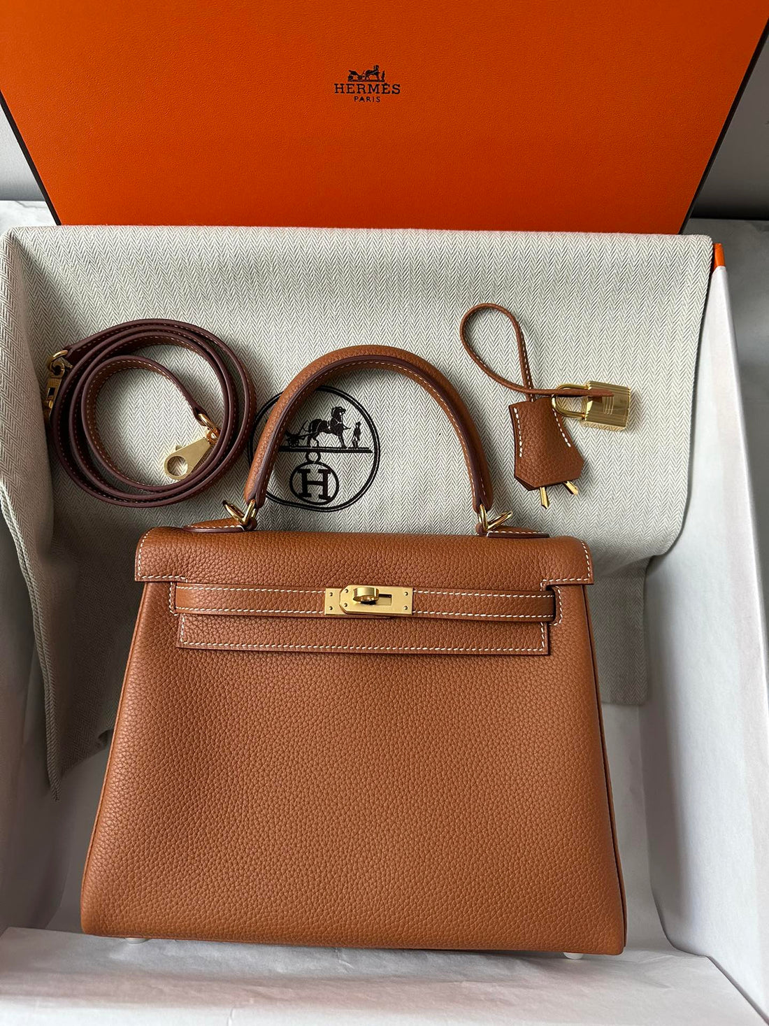 HM Kelly 25CM Gold Togo Gold Hardware