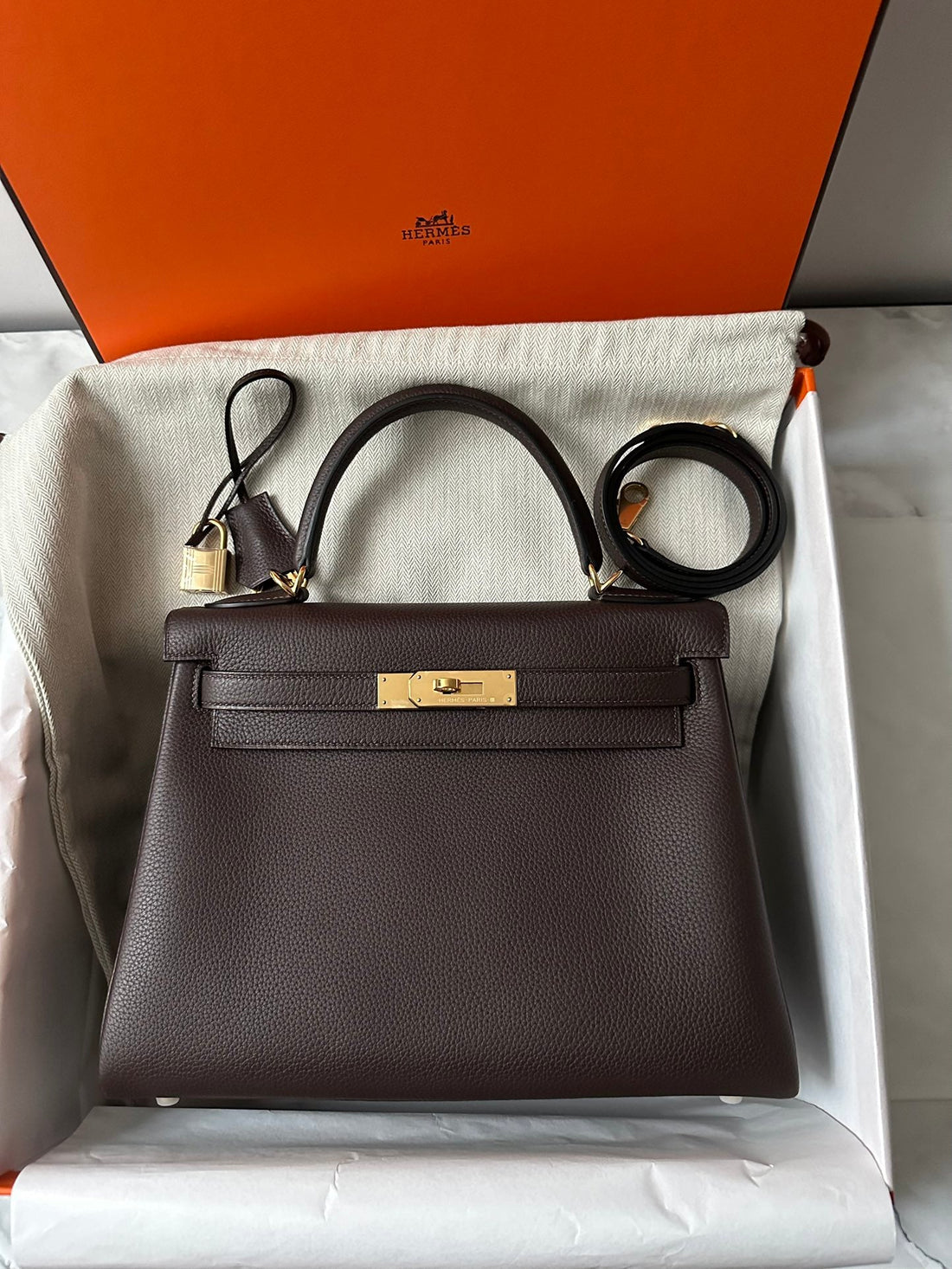 HM Kelly 28CM Chocolate Togo Gold Hardware