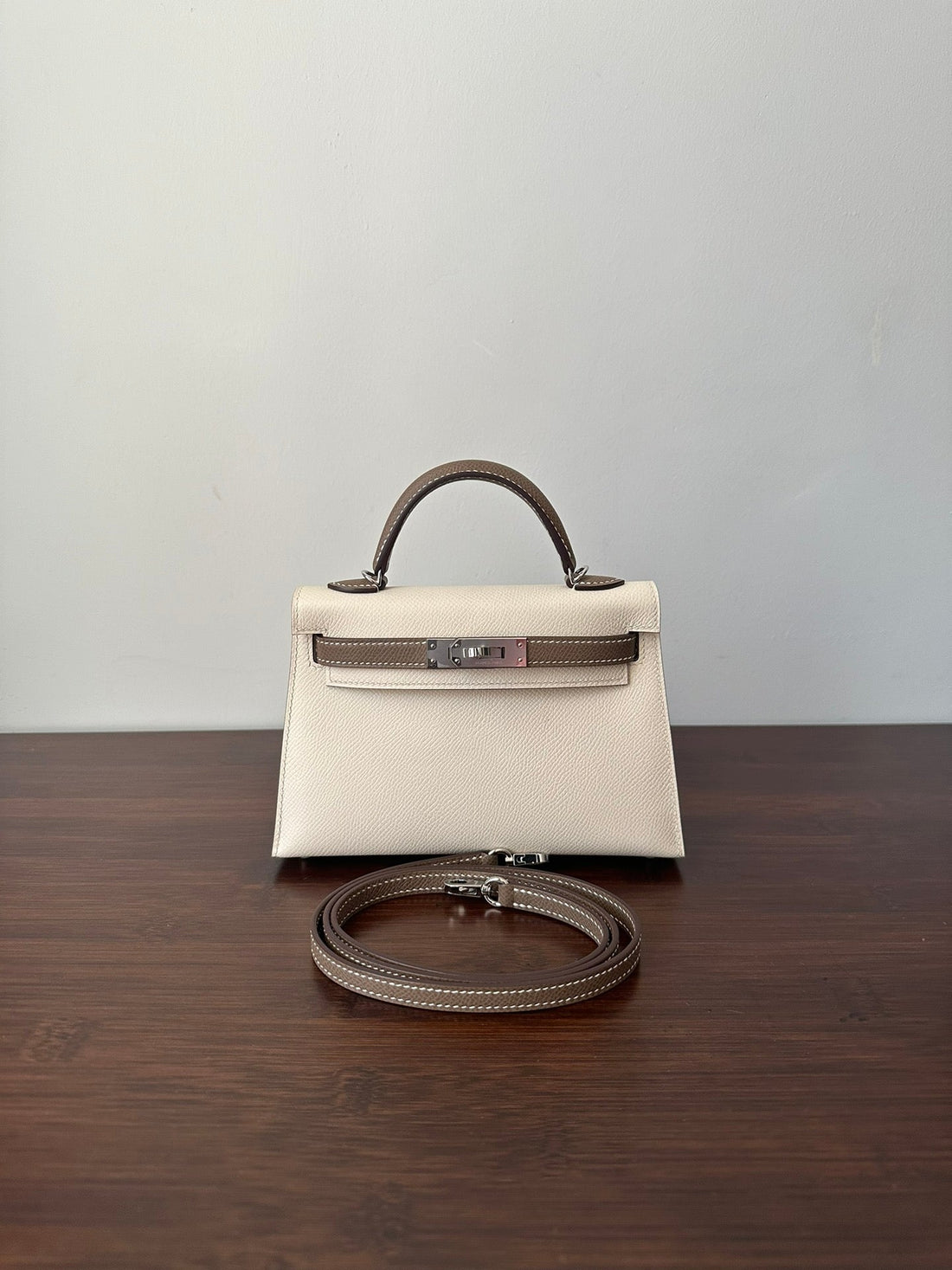 HM Kelly Mini 20 White Etain Epsom Silver Hardware