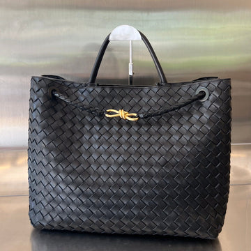 Bv Large Andiamo 45CM Black Lambskin