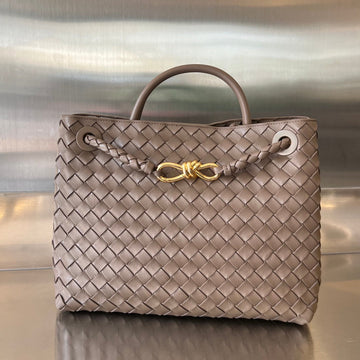 Bv Medium Andiamo 32CM Chocolate Lambskin