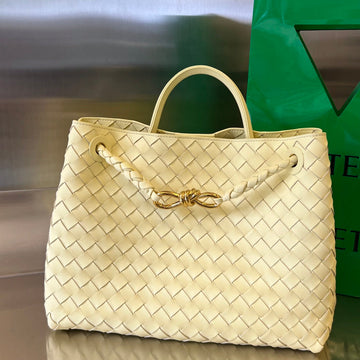 Bv Medium Andiamo 32CM Lime Lambskin
