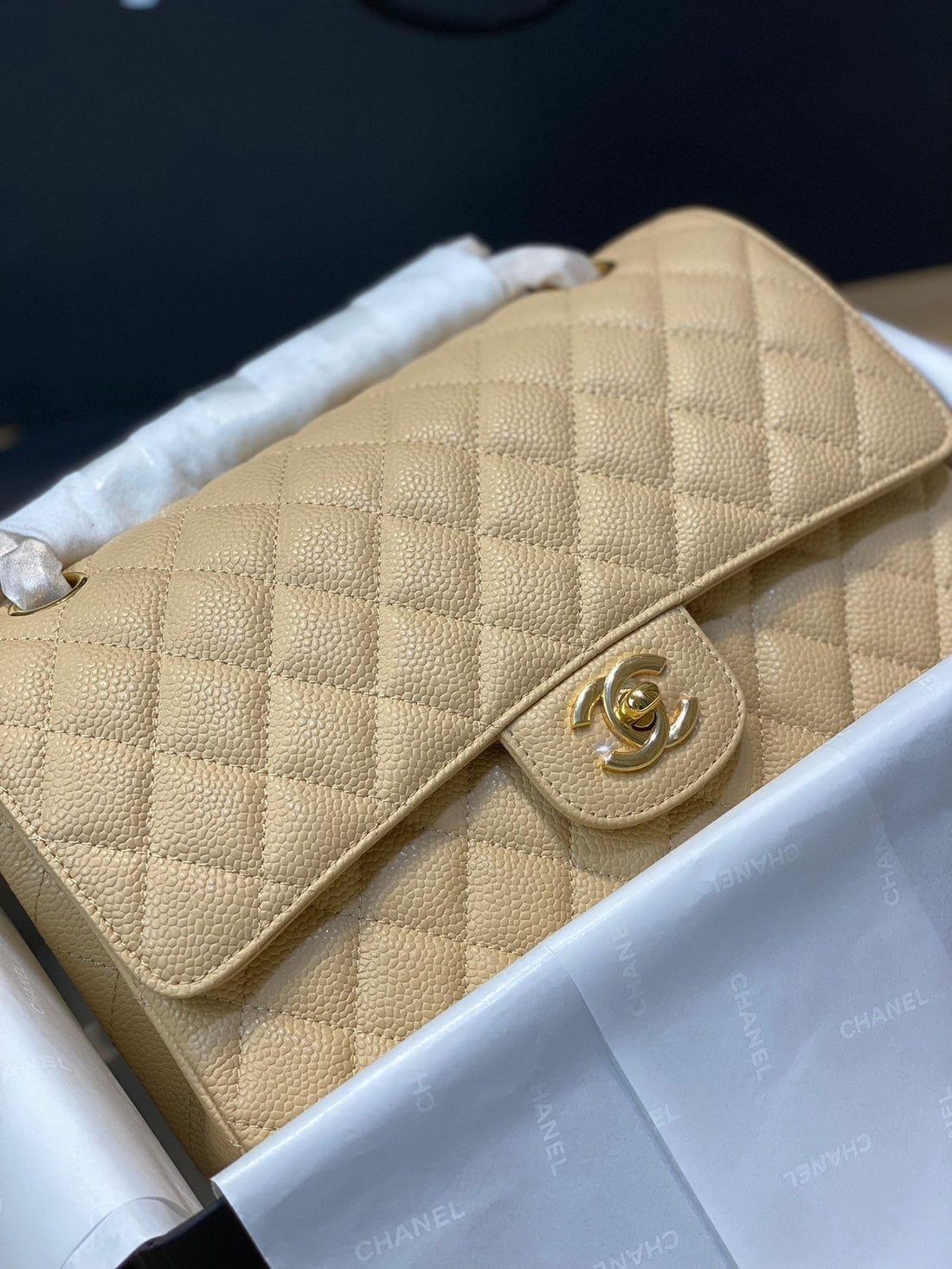 Flap Bag 25CM Gold Hardware Beige Caviar
