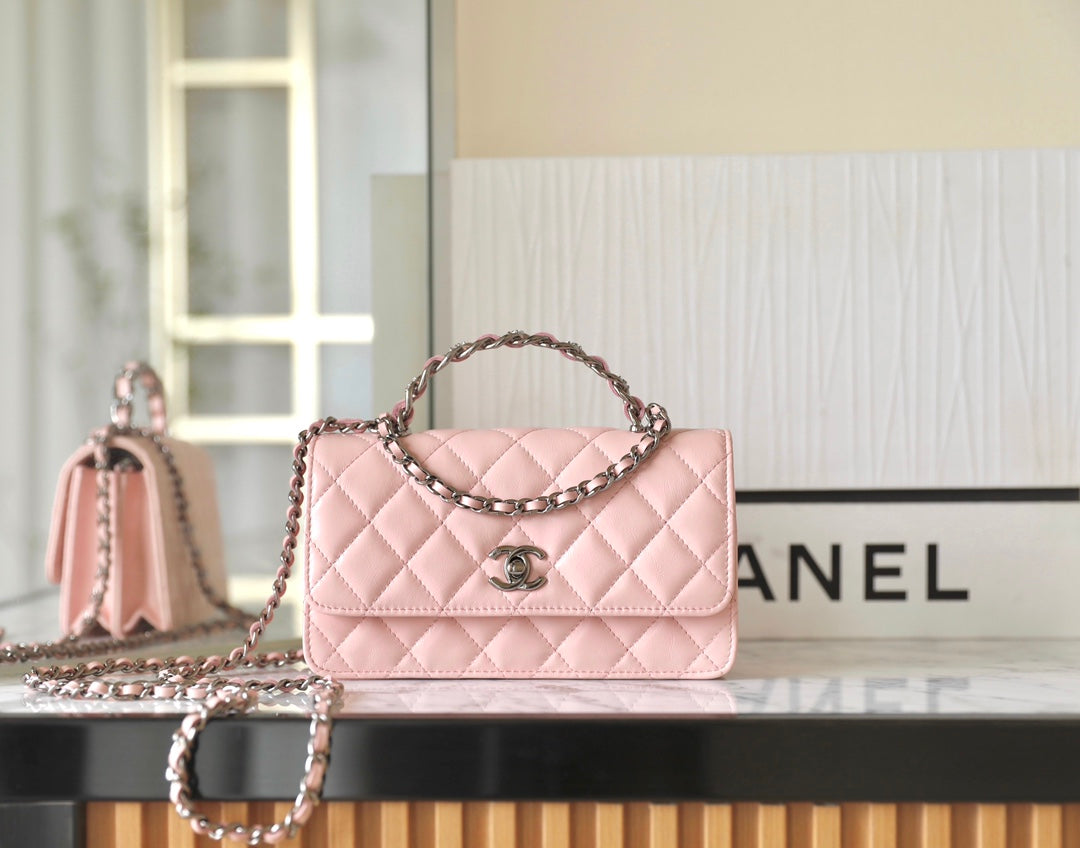 CC Woc 18.5 Pink Lambskin Silver Hardware