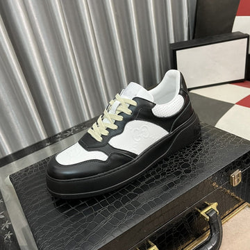 GG Embossed White Black