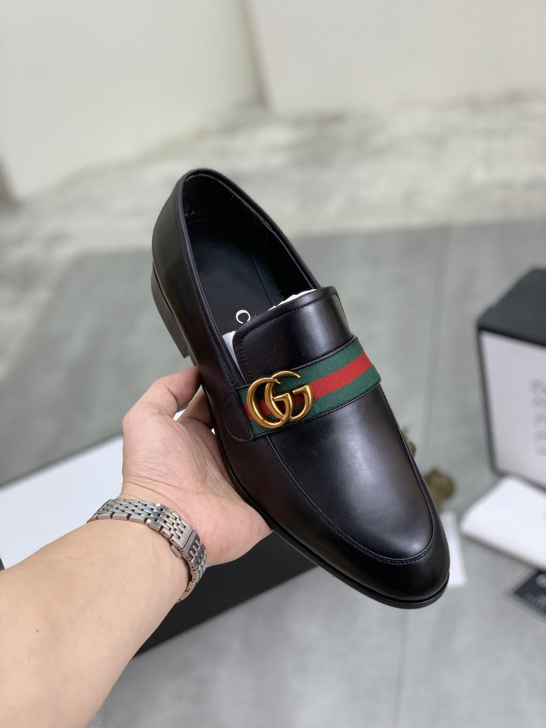 GG Men's Black Leather Loafer