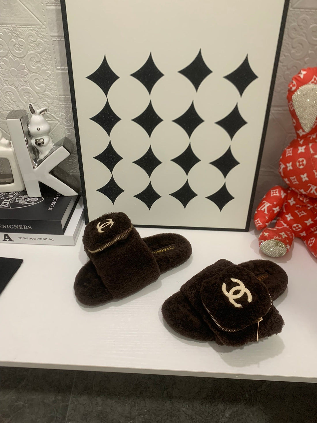 CC 25S Logo Slippers Chocolate Brown Shearling 455080