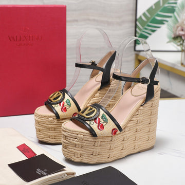 Vl Flatform Sandal 15MM In Black Cherry Embroidery Cowhide 456393