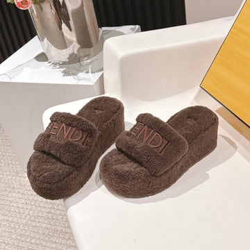 Fendi F013 2025SS Fluffy Slippers Chocolate Brown Lambswool 467199