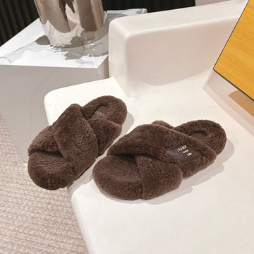 Fendi F013 2025SS Fluffy Slippers Chocolate Brown Lambswool 467193