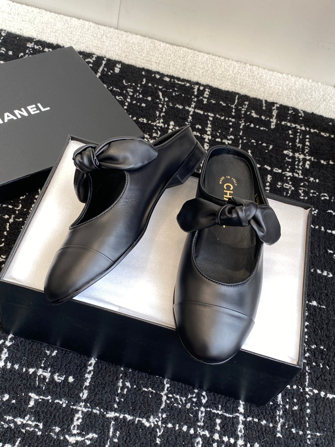 CC 25SS Mary Jane Slippers Black Sheepskin 473429