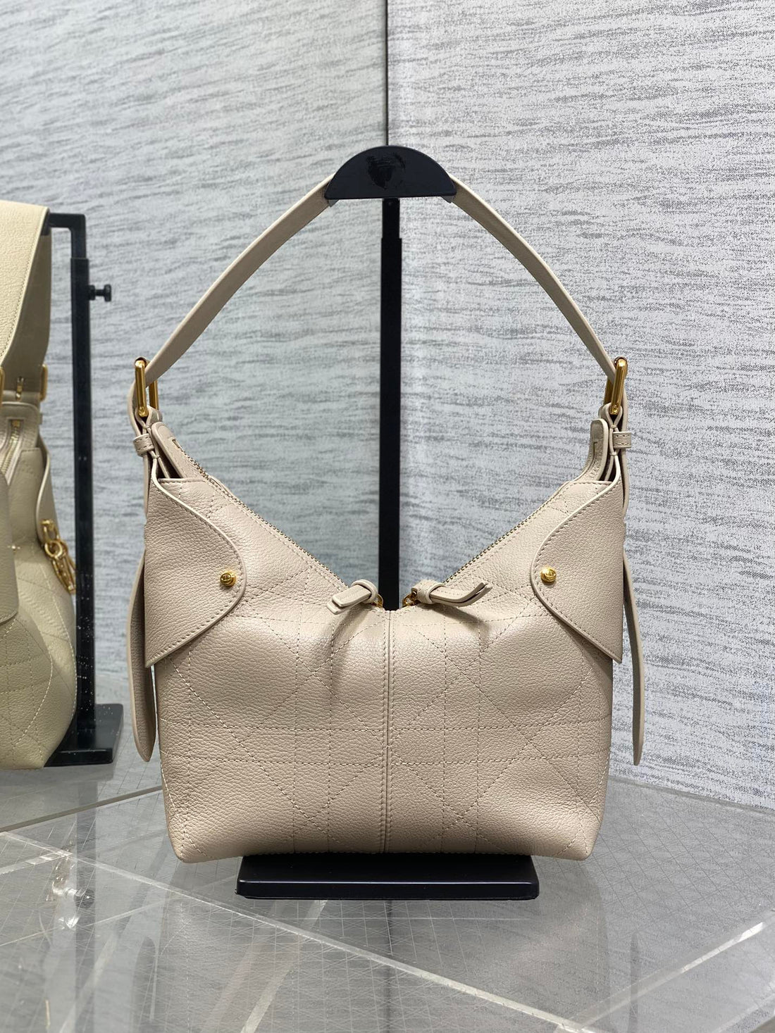CD Voyage Handbag 23CM Cream Cowhide