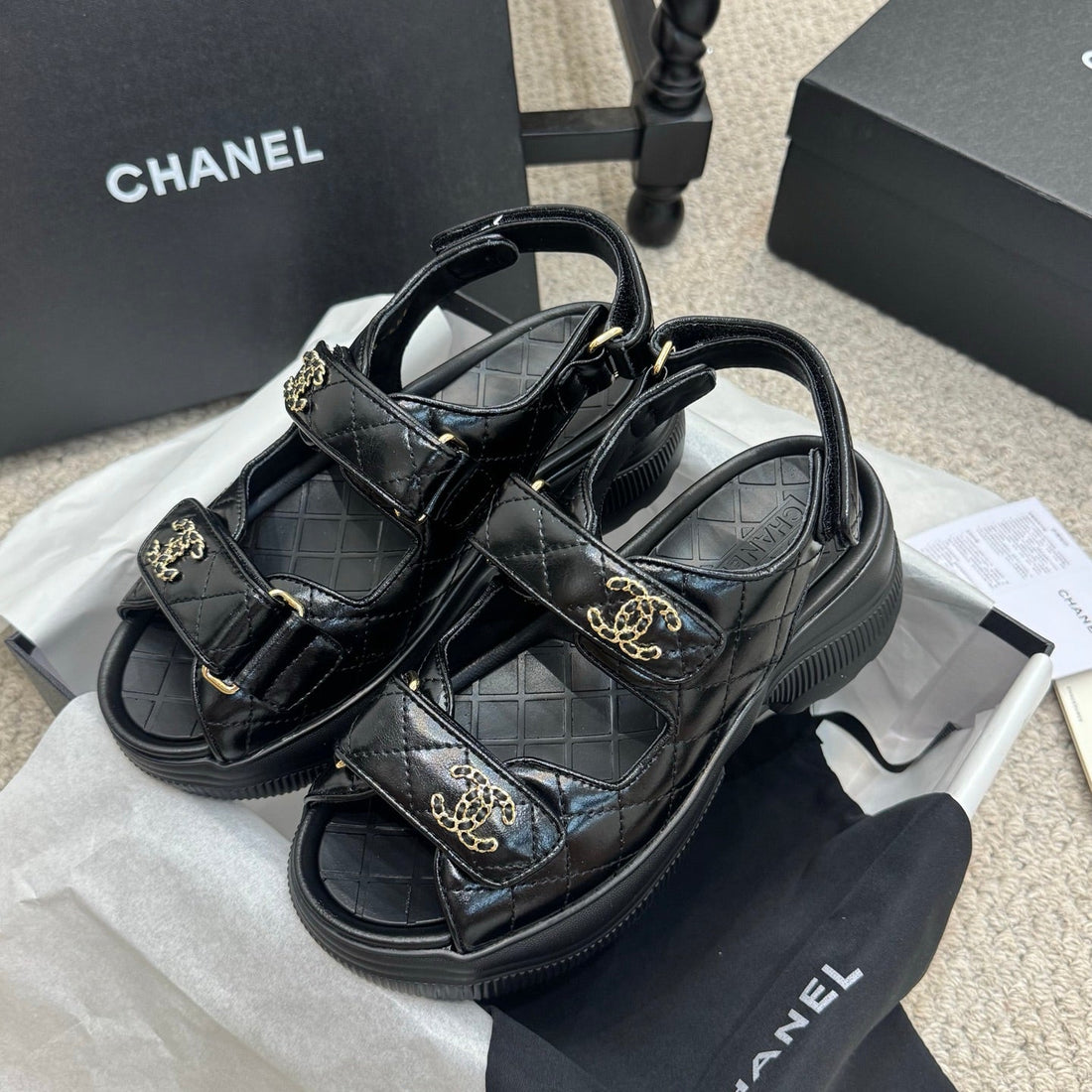 CC 25B Thick-Sole Casual Sandals With Velcro Black Leather 489312