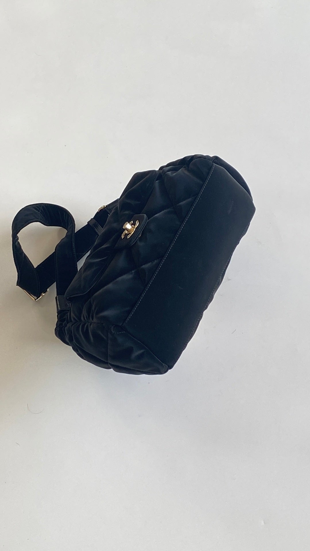 CC Bowling Large 32 Black In Velvet Nylon Bag