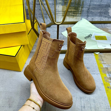 Fendi New Chelsea Boots Brown Calfskin 575416