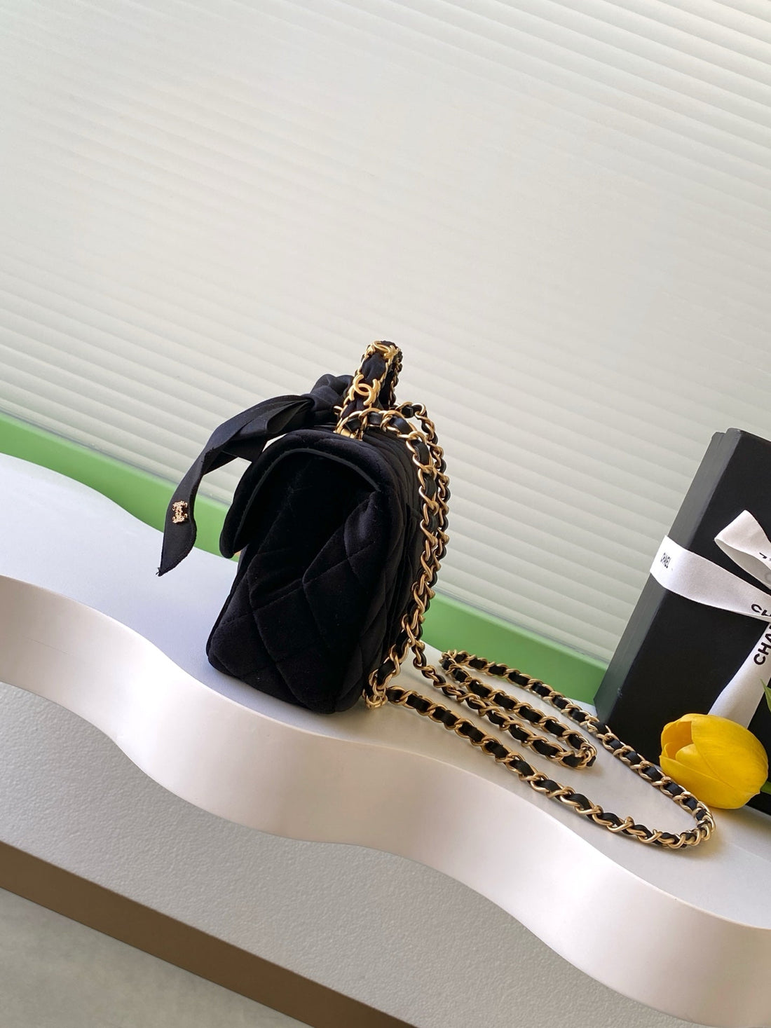 Chanel 25K Series Velvet Bow Cf Handle Bag 20 Black 275900